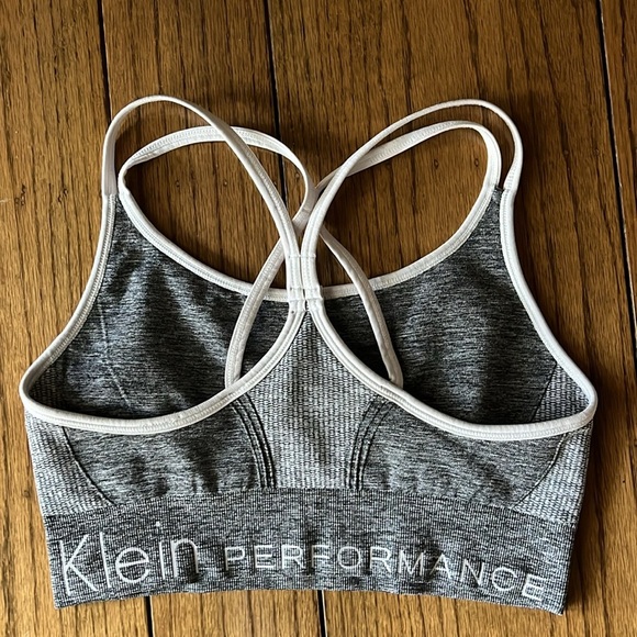 Calvin Klein: Premium Performance Sports Bra - Picture 10 of 10